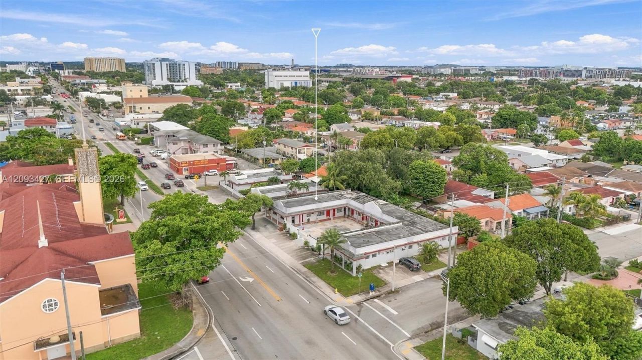 3301 W Flagler St, Miami, FL 33135 Photo