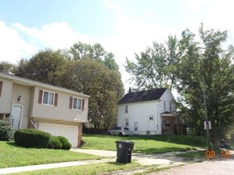 1305 Andrus Street, Akron, OH 44301 Photo 2