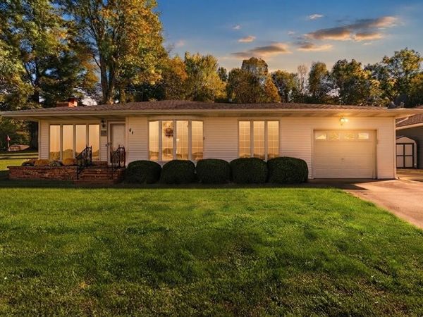 84 Hickory Road, Battle Creek, MI 49017