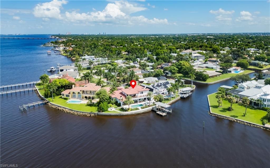 911 Aqua Ln , Fort Myers, FL 33919 Photo