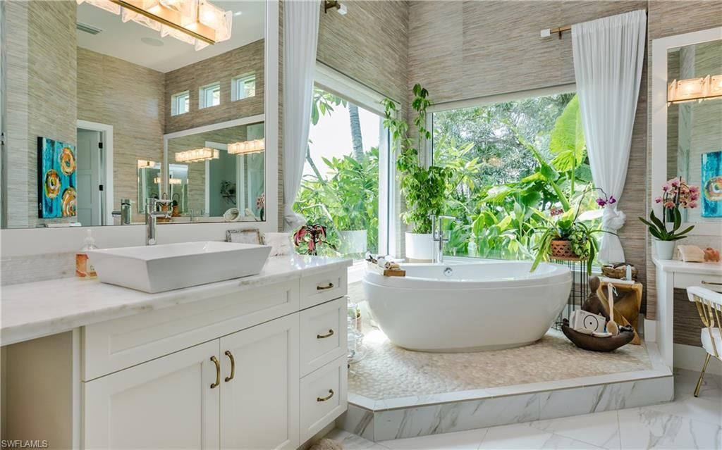 911 Aqua Ln , Fort Myers, FL 33919 Photo