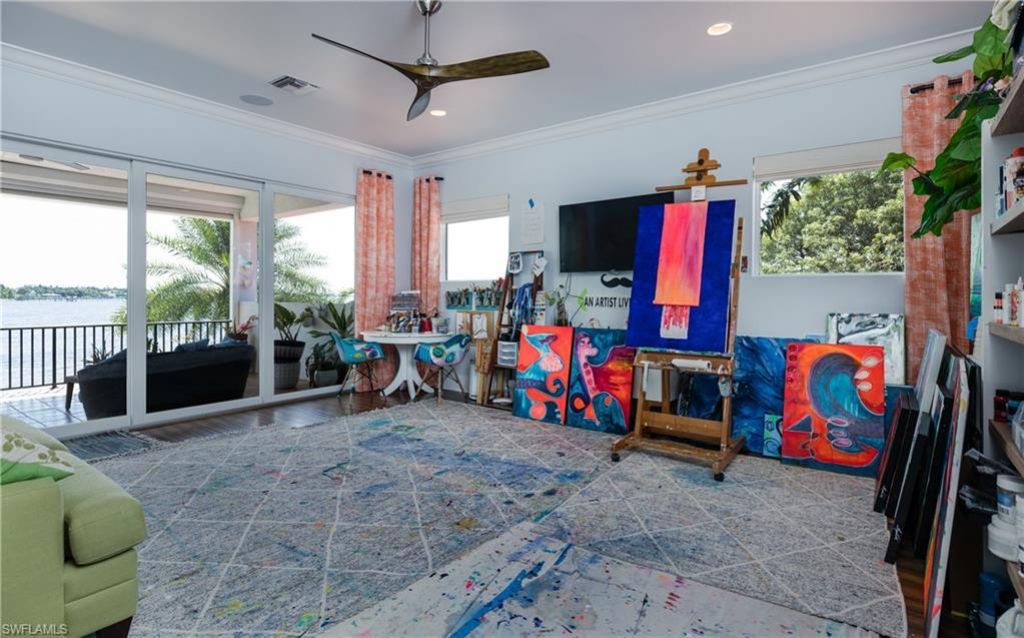 911 Aqua Ln , Fort Myers, FL 33919 Photo