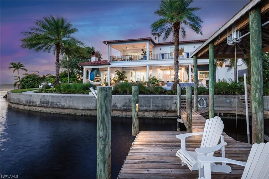 911 Aqua Ln , Fort Myers, FL 33919 Photo