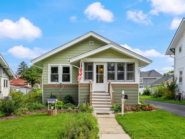 315 S Myrtle Avenue , Villa Park, IL 60181