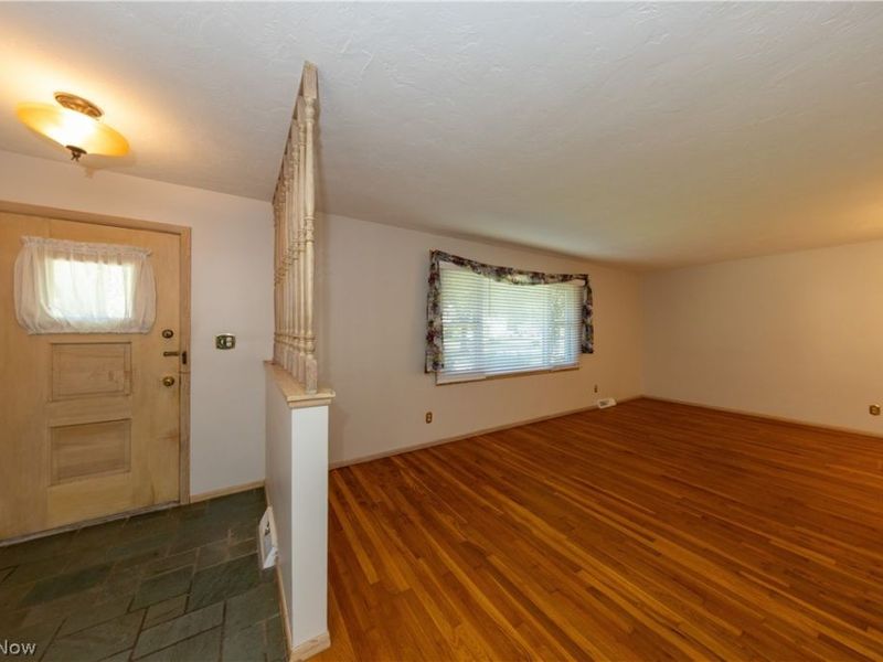 4632 Anderson Road, South Euclid, OH 44121 Photo 3