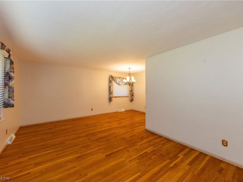 4632 Anderson Road, South Euclid, OH 44121 Photo 4