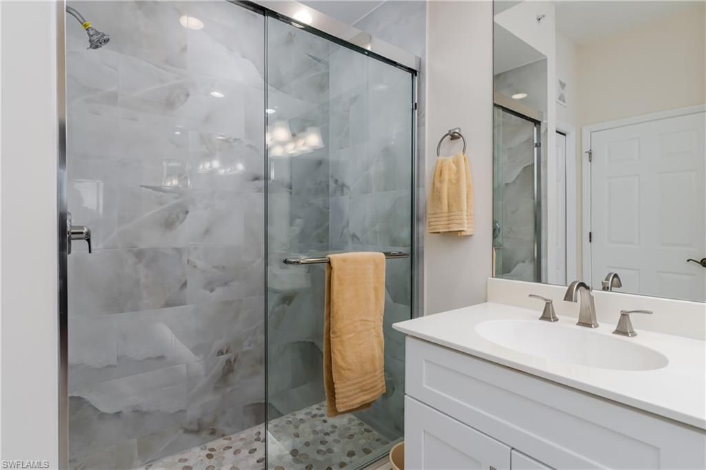 6700 Beach Resort Dr , Unit 5, Naples, FL 34114 Photo