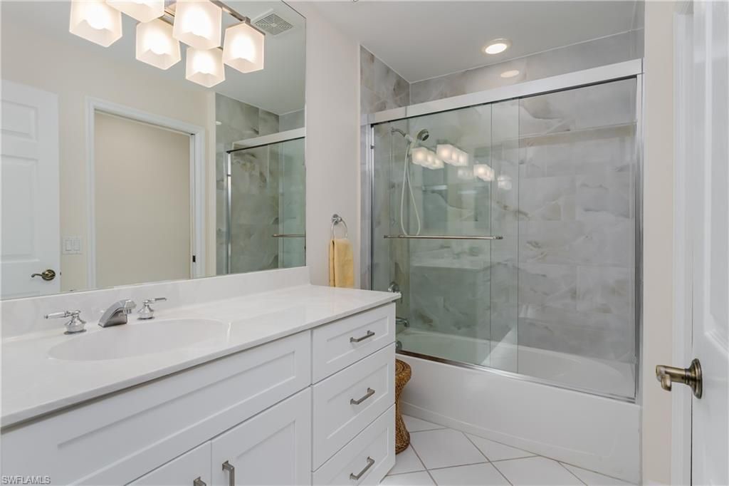 6700 Beach Resort Dr , Unit 5, Naples, FL 34114 Photo