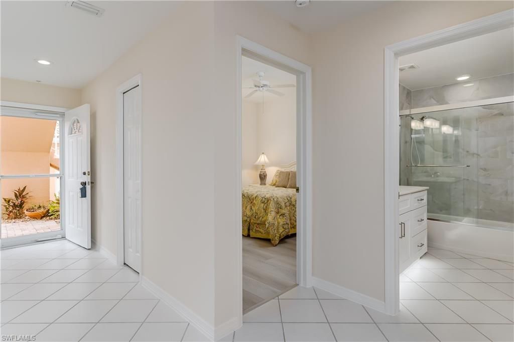 6700 Beach Resort Dr , Unit 5, Naples, FL 34114 Photo