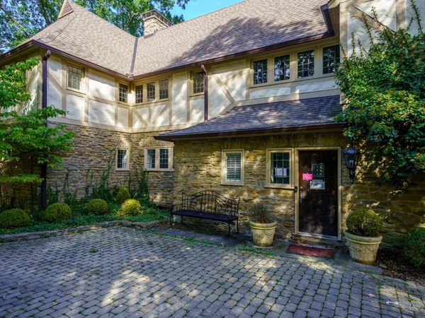 14 Garden Place, Cincinnati, OH 45208