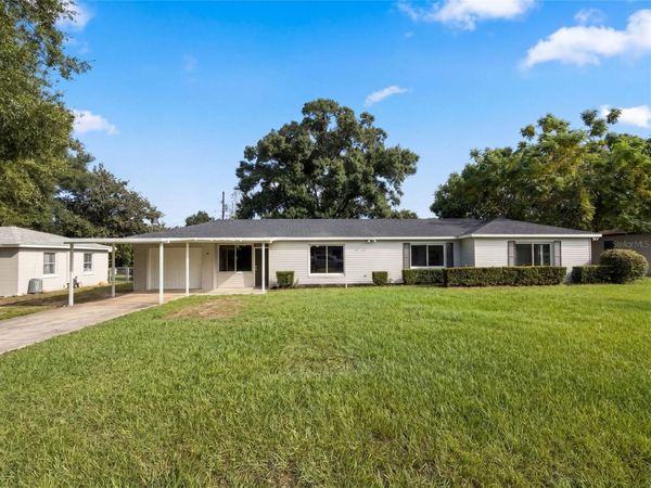 411 W SEMINOLE AVENUE , EUSTIS, FL 32726