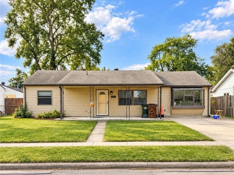 38 Regina Drive, Fairborn, OH 45324 Photo 2