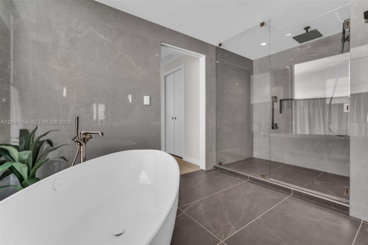 1116 N Ocean Blvd, Unit 906, Pompano Beach, FL 33062 Photo