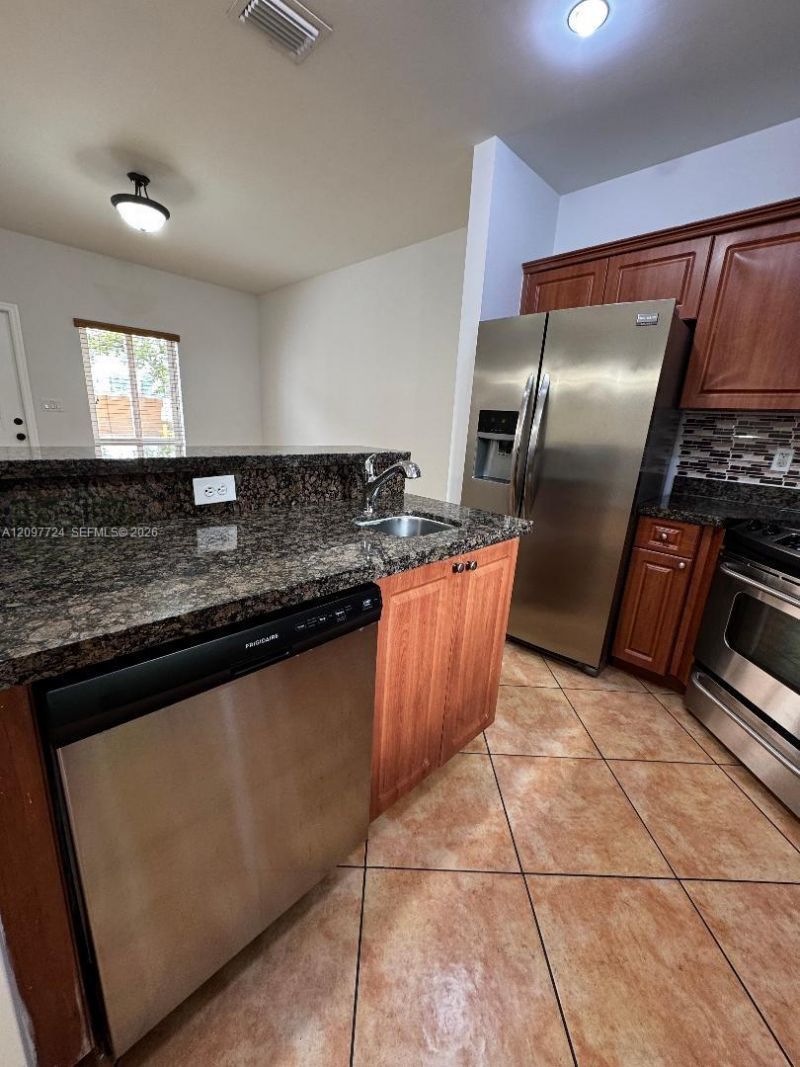 5988 SW 8th St, Unit 1, West Miami, FL 33144 Photo