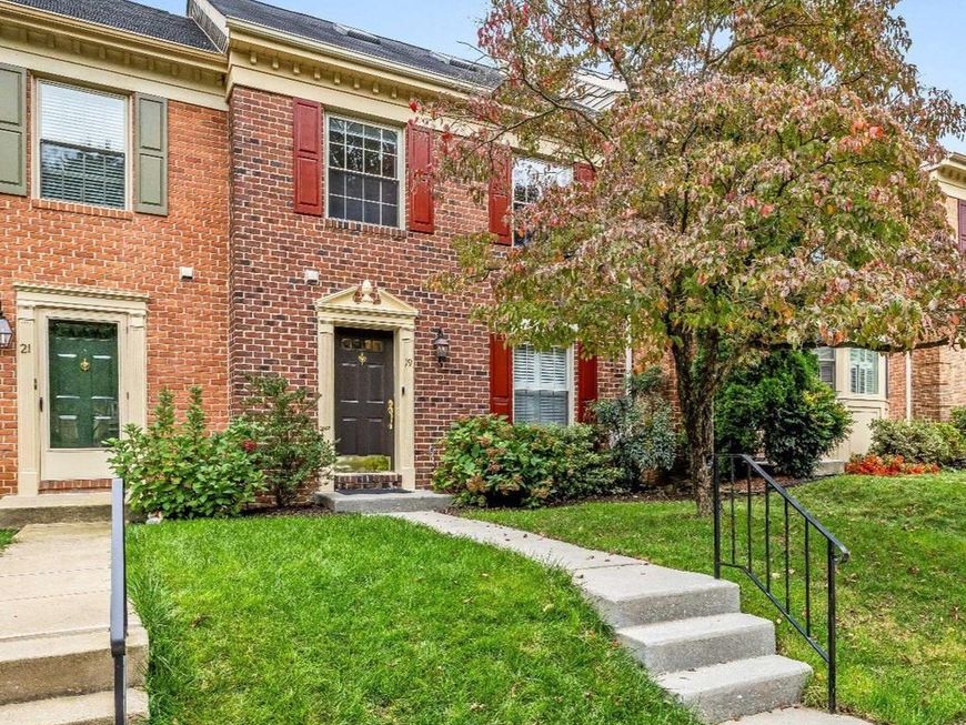 19 Victoria Falls Court, Sparks, MD 21152 Main Photo