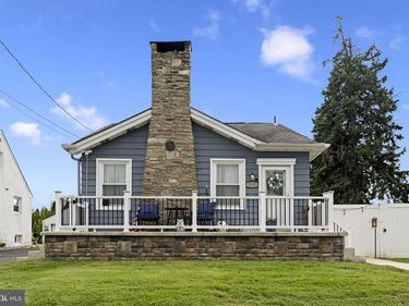 510 SMITHFIELD AVENUE, PHILADELPHIA, PA 19116