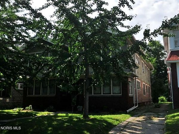 405 Victoria Place, Toledo, OH 43610