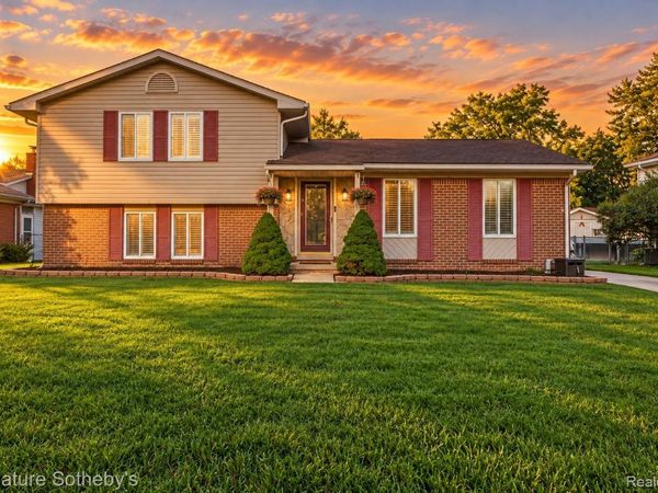 4071 Ironside Drive, Waterford Township, Mi 48329