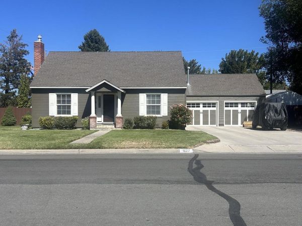 1627 Mono Avenue, Minden, NV 89423