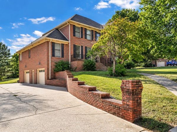 4810 Saint Andrew Ct, Clarksville, TN 37043