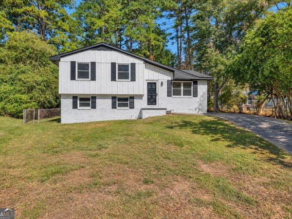 7977 Flanders Court, Jonesboro, GA 30238
