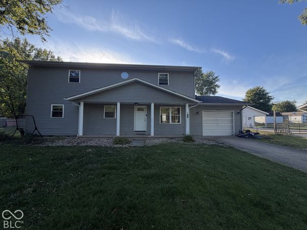 280 9th Street NW, Linton, IN 47441