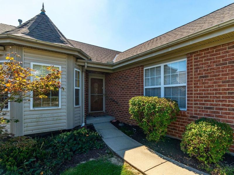 3409 Kleeman Lake Court, Cincinnati, OH 45211 Photo 2
