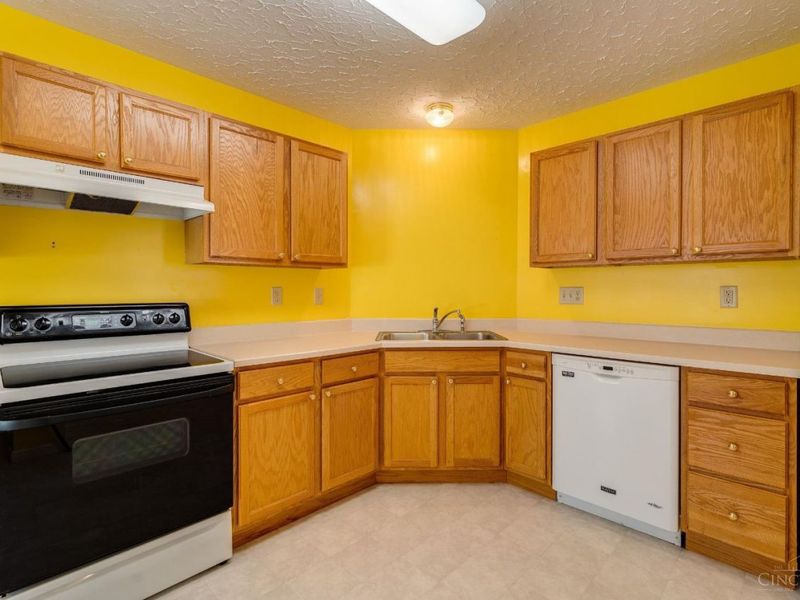 3409 Kleeman Lake Court, Cincinnati, OH 45211 Photo 25