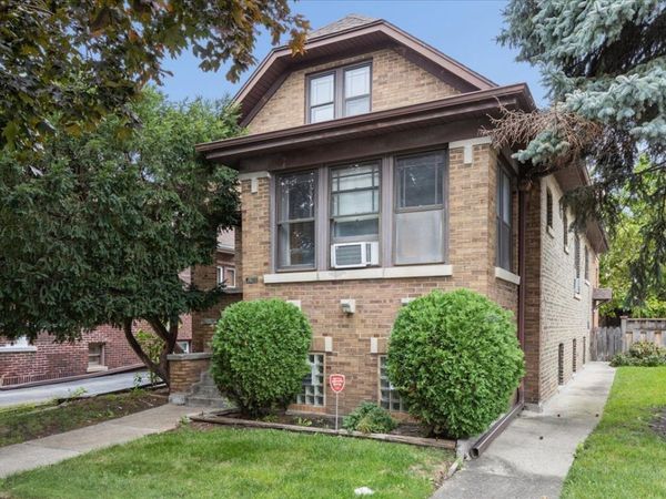 8010 44th Street , Lyons, IL 60534