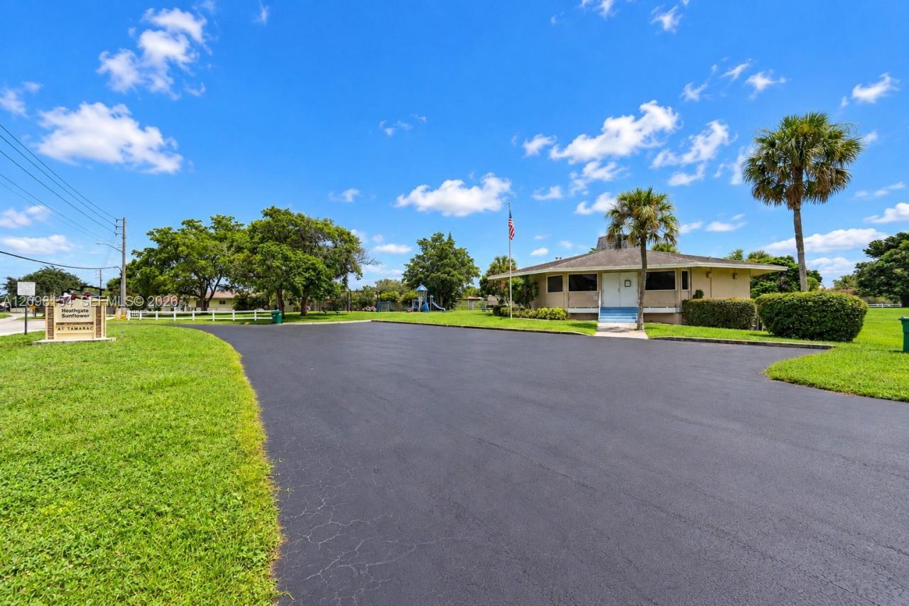 8131 NW 68th Ave , Tamarac, FL 33321 Photo