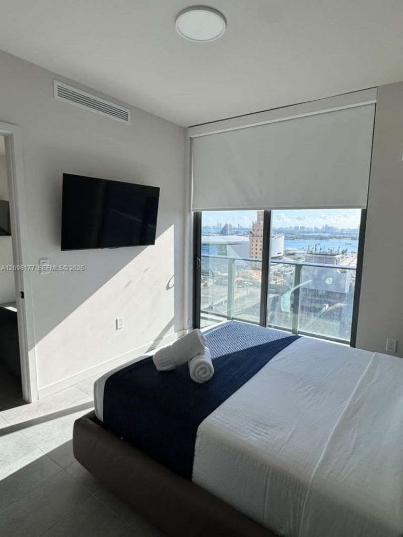 121 NE 5th St , Unit 1913, Miami, FL 33132 Photo