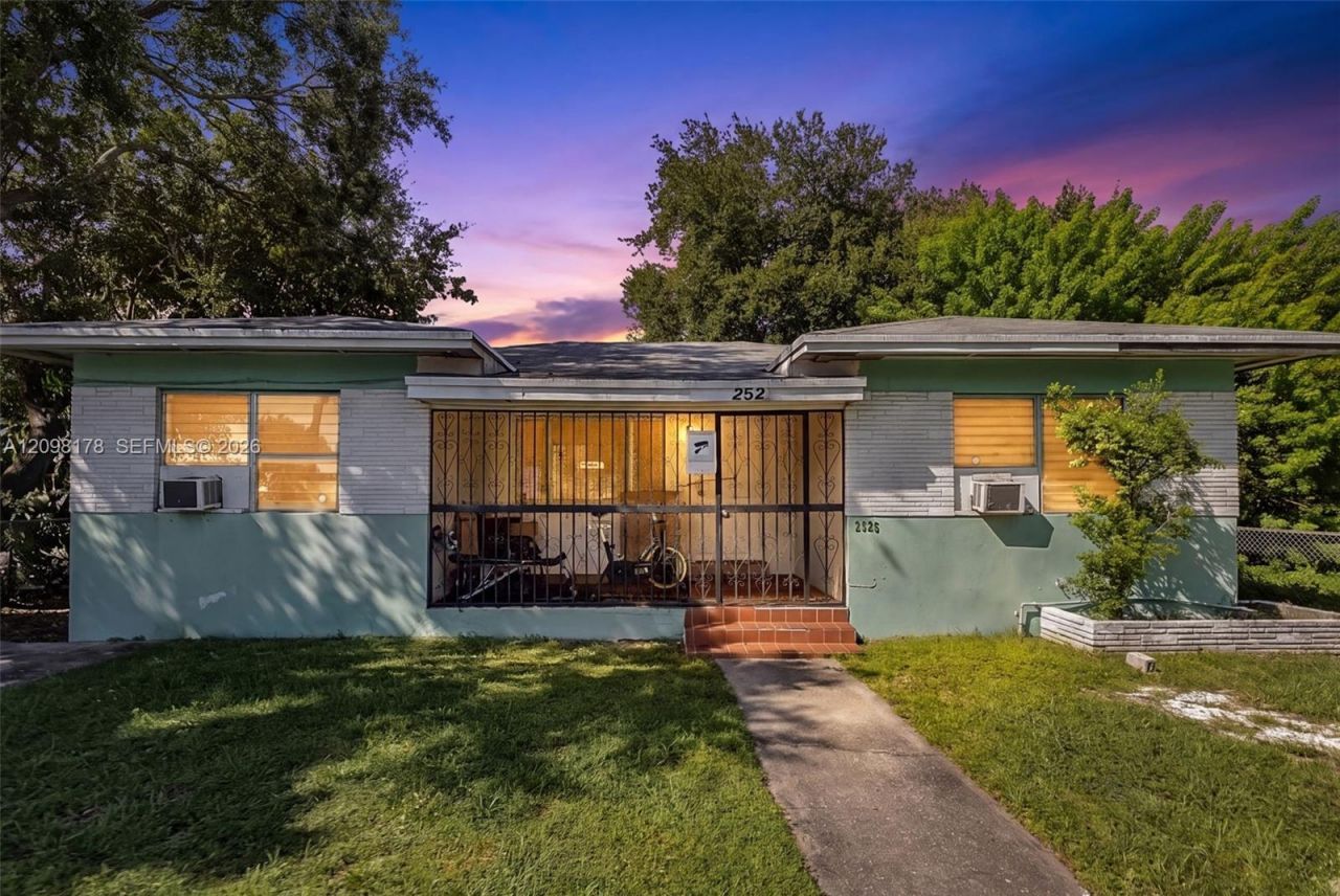 2525 NW 50th St, Miami, FL 33142 Photo