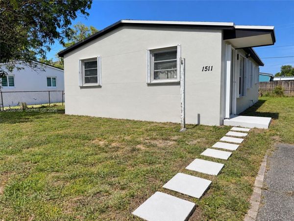 1511 N 70th Ter, Hollywood, FL 33024
