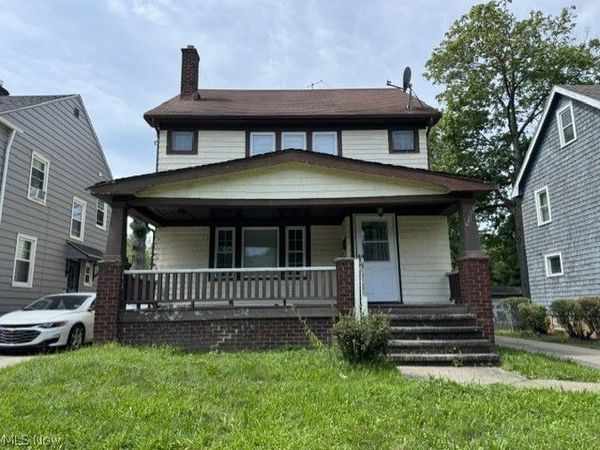 990 Pembrook Road , Cleveland Heights, OH 44121