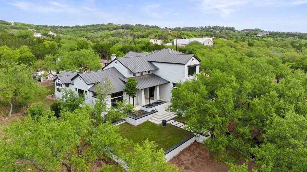 4018 Bee Creek Rd, Spicewood, TX 78669 Main Photo