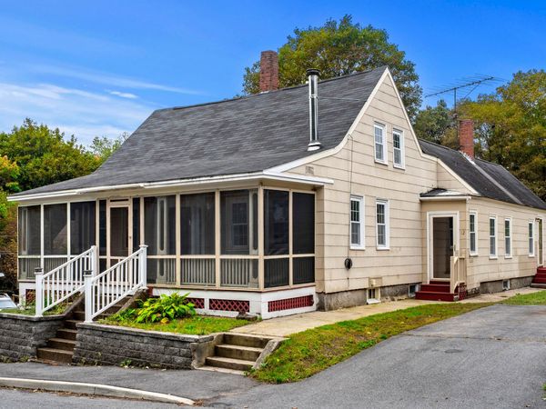 12 Berwick Avenue , Sanford, ME 04073
