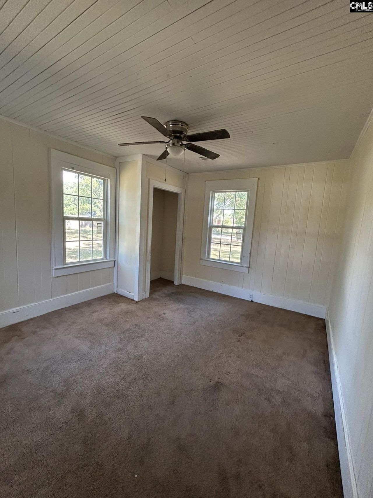 1702 Duke Street Photo 12