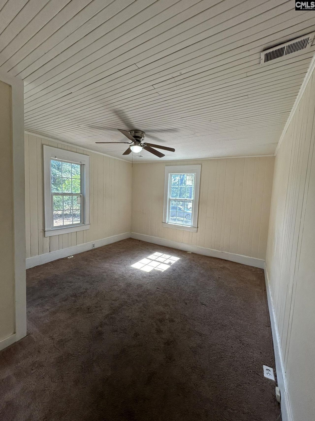 1702 Duke Street Photo 14