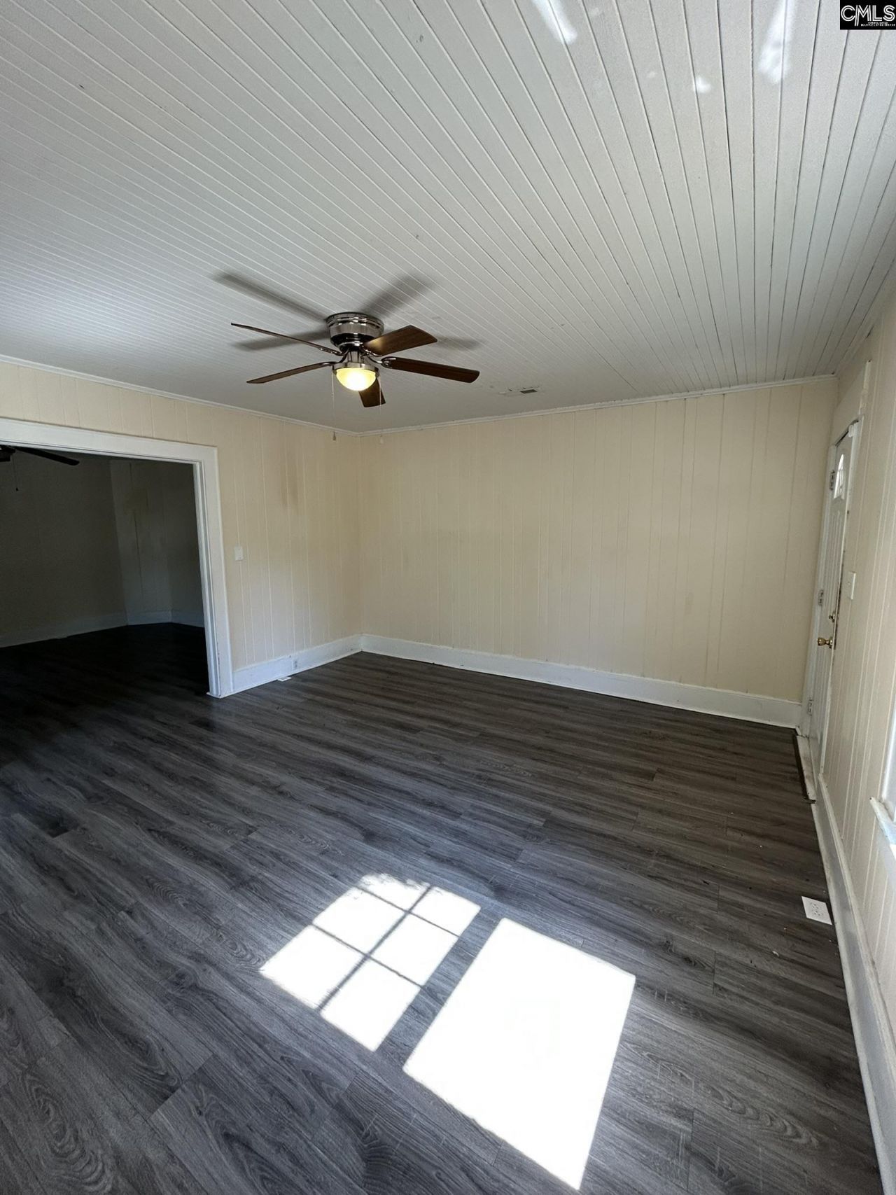 1702 Duke Street Photo 6