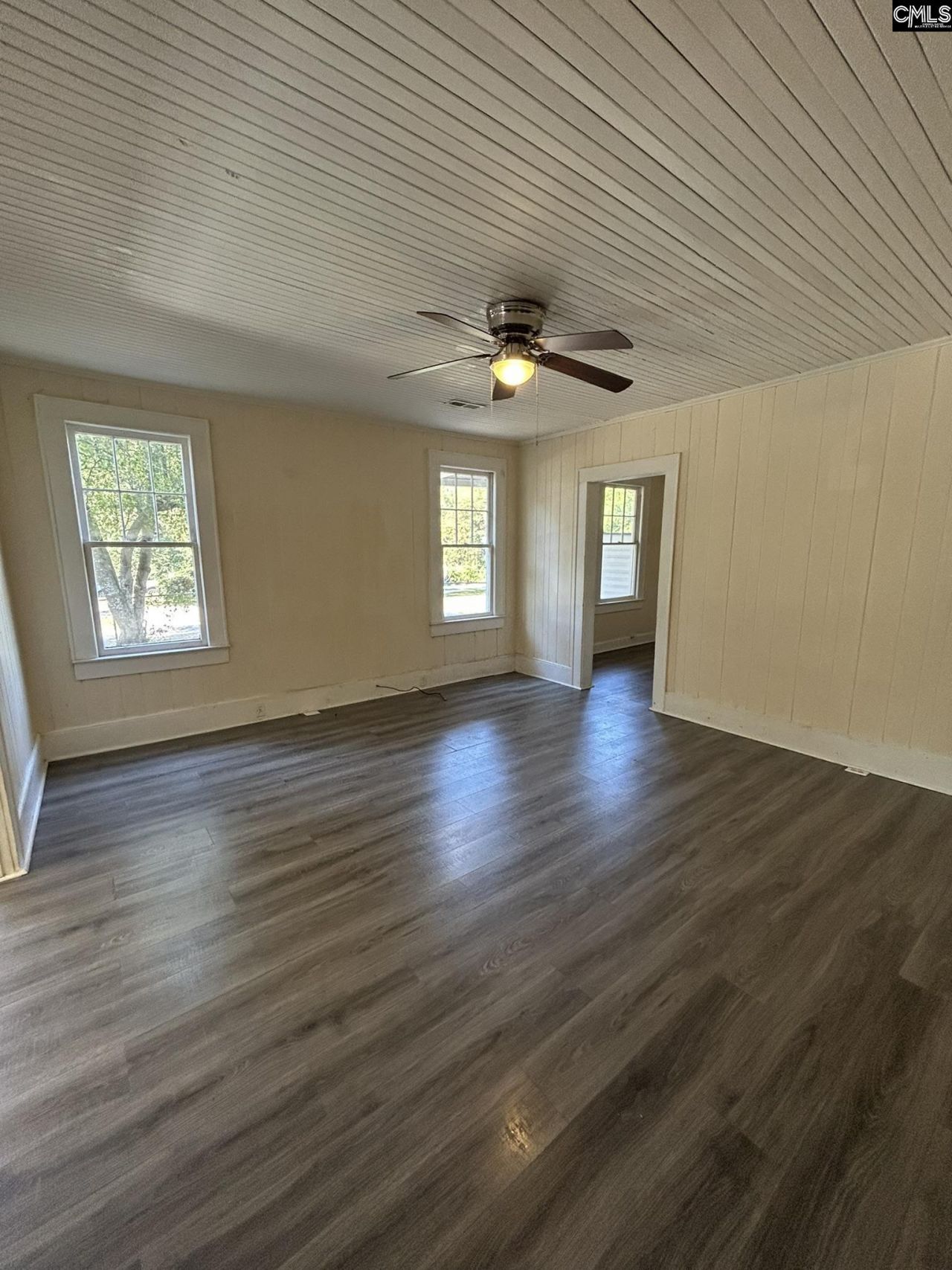 1702 Duke Street Photo 7