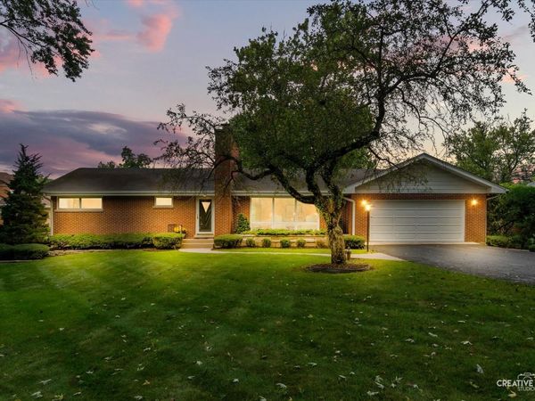 22W126 Buena Vista Drive , Glen Ellyn, IL 60137