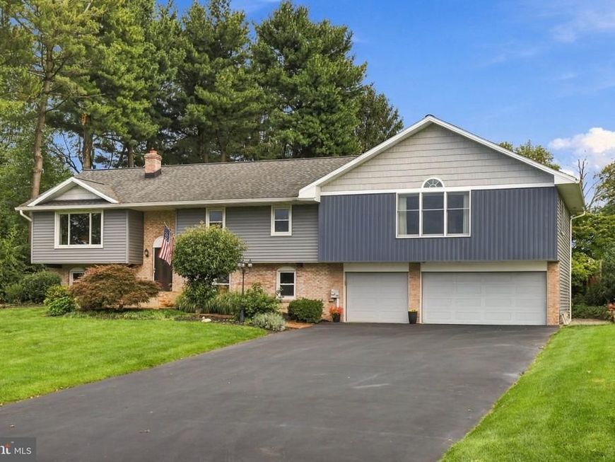 207 Weaver Drive, Lititz, PA 17543 Main Photo