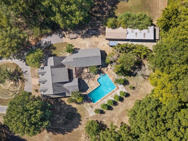 12420 FOX LAIR DR, Collierville, TN 38017