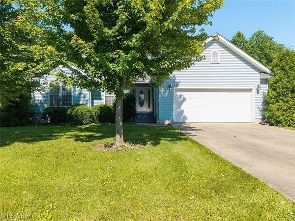 3029 Cinnamon Drive W, West Salem, OH 44287