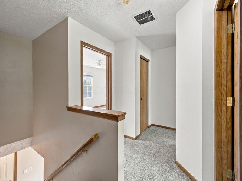 4306 Portobello Drive , Columbus, OH 43230 Photo 12