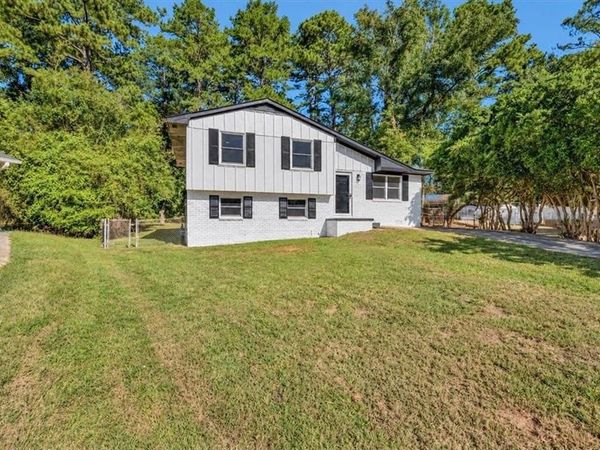 7977 Flanders Ct , Jonesboro, GA 30238