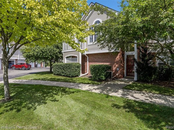 56112 Troon N, Shelby Township, Mi 48316