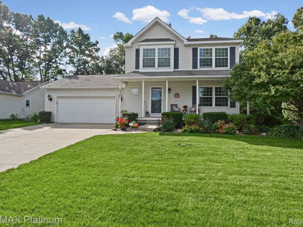 2351 Hickory Circle Drive, Oceola Township, Mi 48855