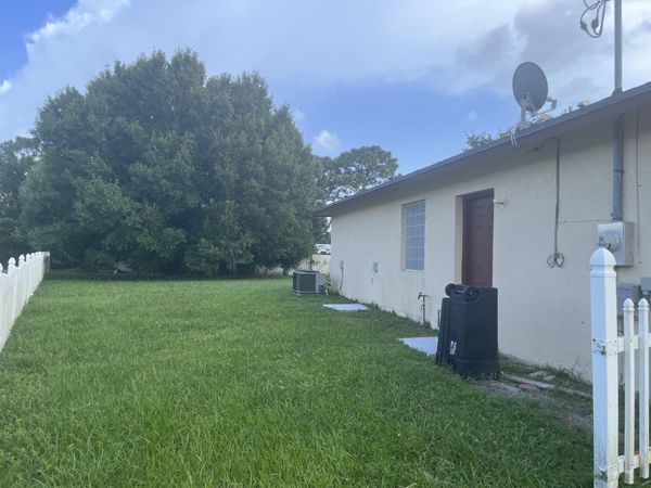 702 SW AMBER Terrace, Port St. Lucie, FL 34953