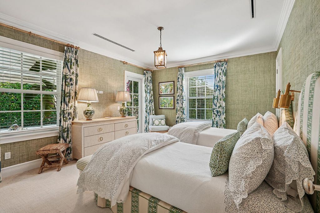 261 El Dorado Lane, Palm Beach, FL 33480 Photo